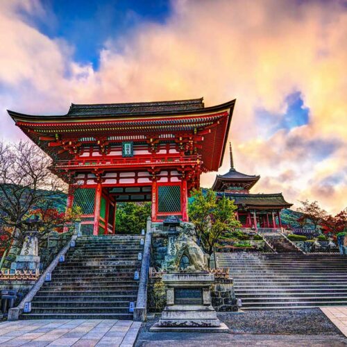 Top 6 Package Tours to Japan