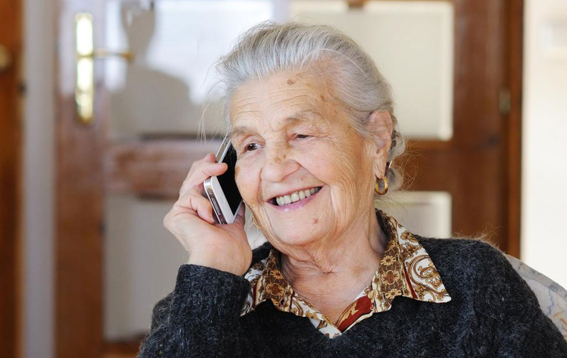 Advantages of senior cell phones