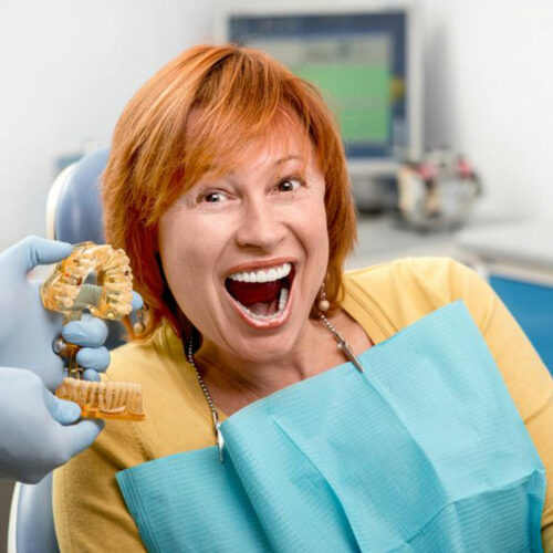 Dental implants for seniors: 3 things to keep in mind