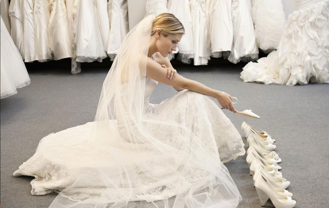 Tips to choose the right wedding dress as per your body type