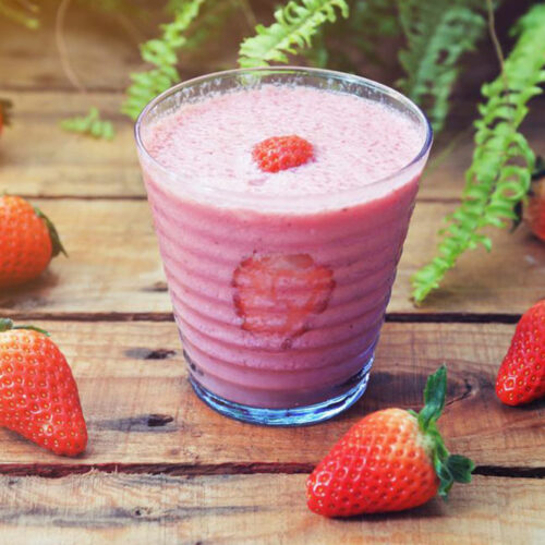 5 yummy yogurt smoothies to have on-the-go