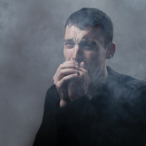 Five Effects on Life of People Who Smoke Daily