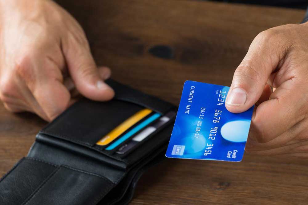 Things to keep in mind before taking a travel credit card