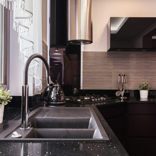 Tips to pick the right countertops and sinks for your dream kitchen